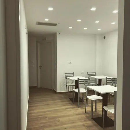 فندق مبيت وإفطار Al Portanova ريجّو دي كالابريا