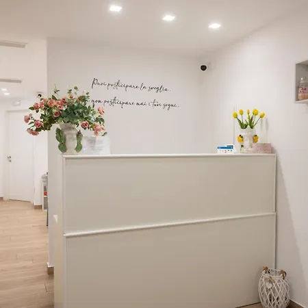 فندق مبيت وإفطار Al Portanova ريجّو دي كالابريا