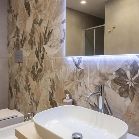 Al Portanova فندق مبيت وإفطار ريجّو دي كالابريا